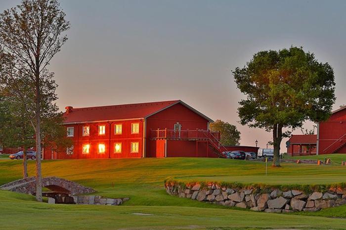 Ombergs Golf Resort Ödeshög Exterior foto